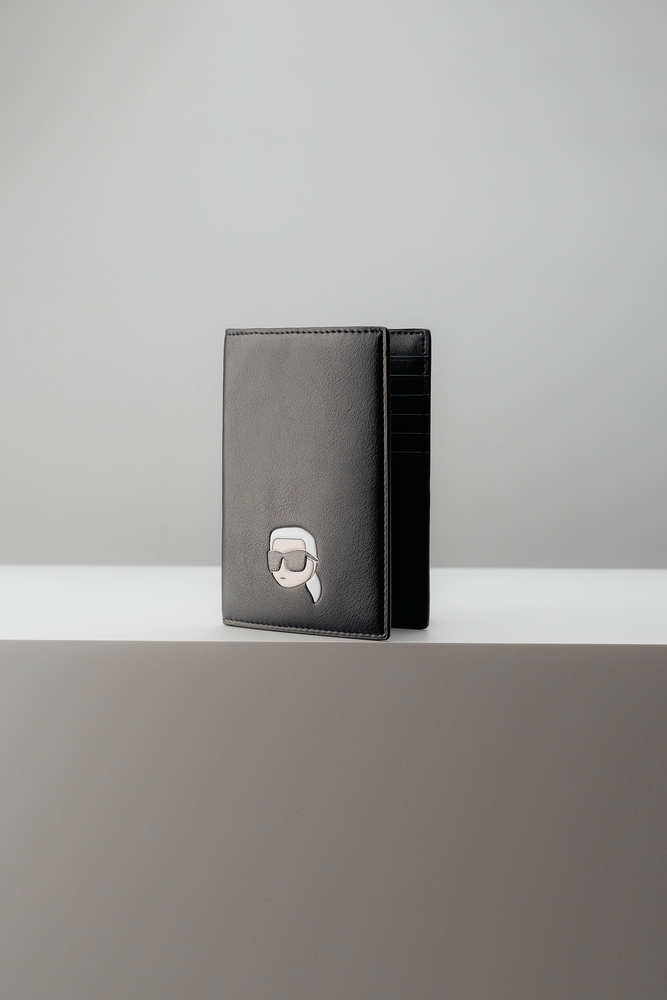 Обложка для паспорта Черный Документхолдеры Мужчинам Документхолдер Женщинам