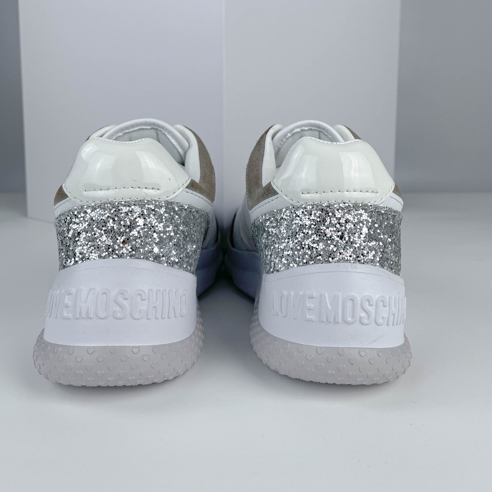 Кроссовки Бежевый Кроссовки Обувь Женщинам