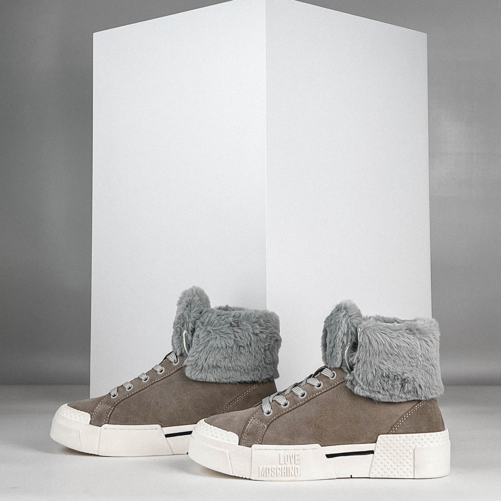 Кроссовки с мехом Бежевый Кроссовки Обувь Женщинам