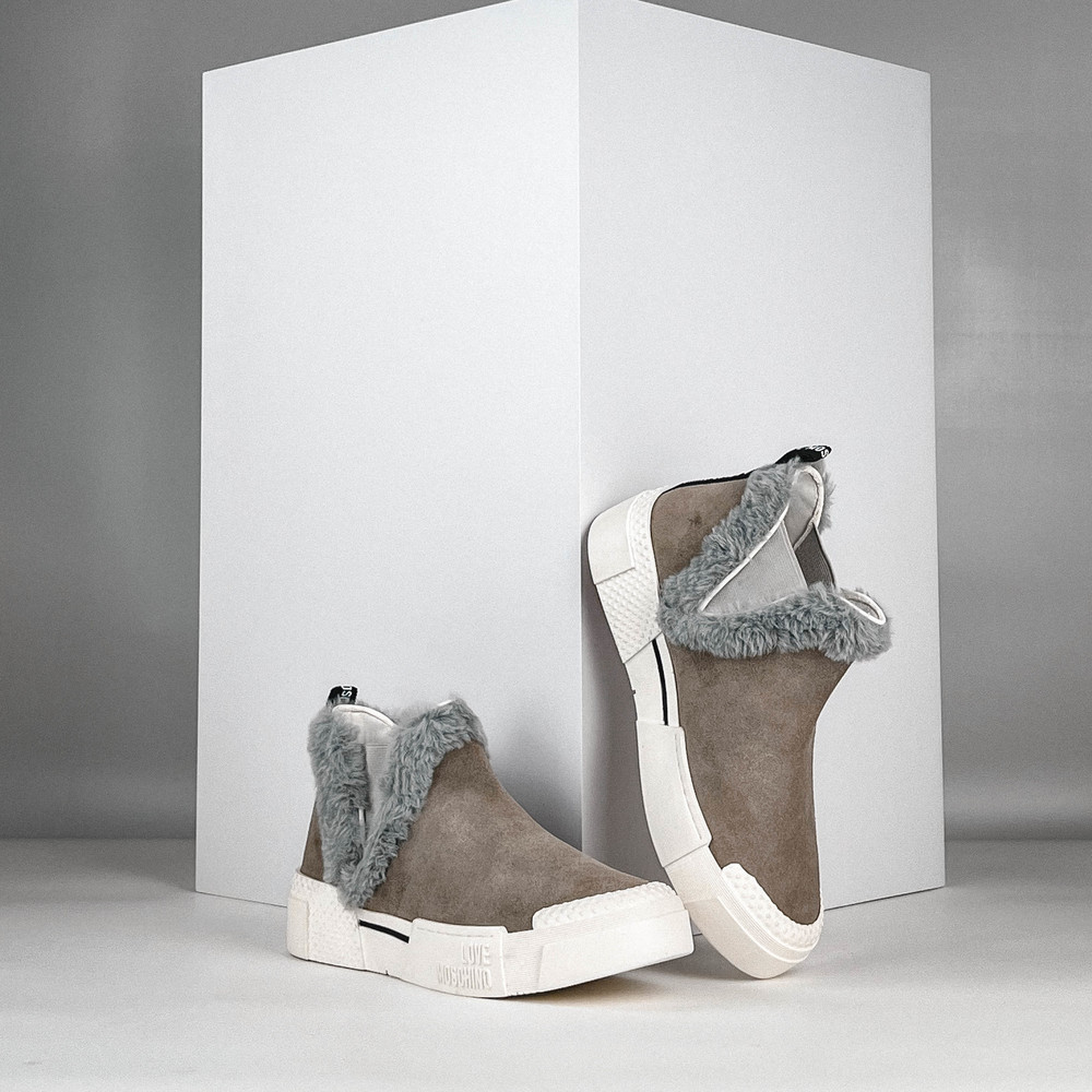 Кроссовки Бежевый Кроссовки Обувь Женщинам