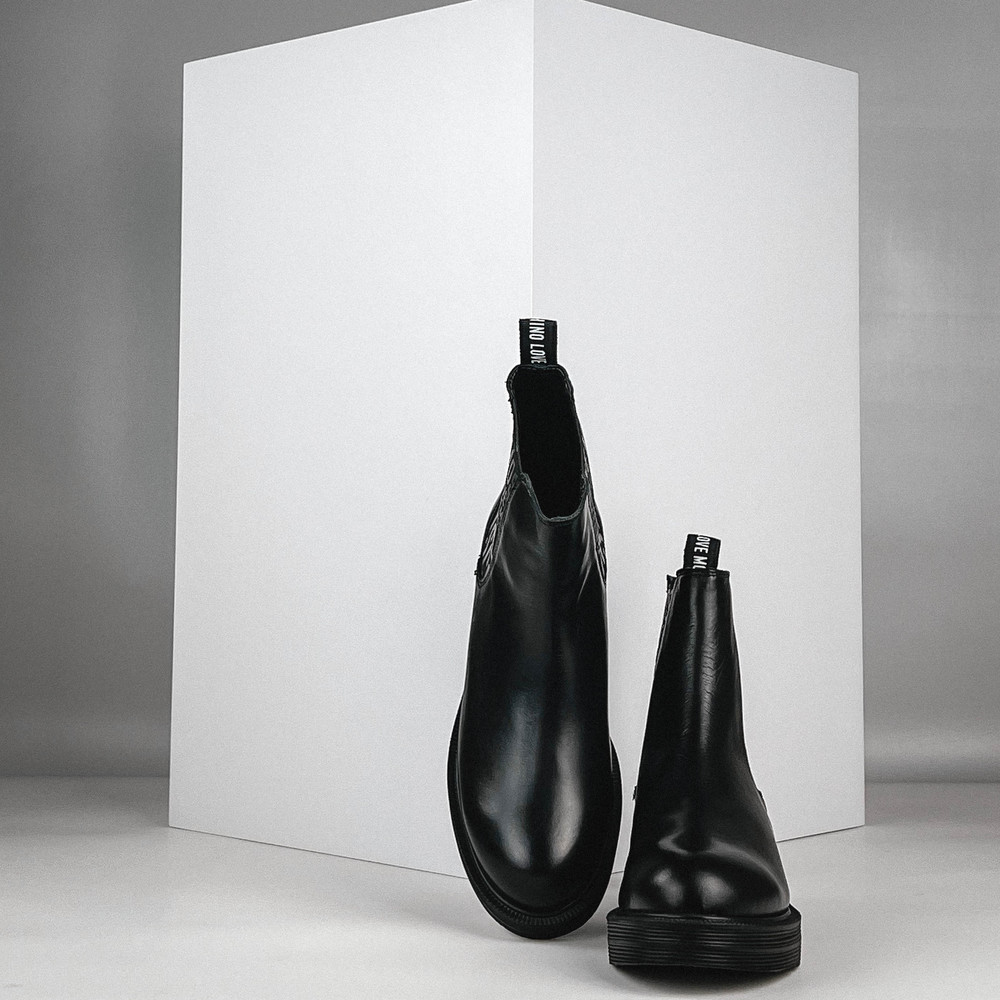 Сапоги Черный Кроссовки Обувь Женщинам