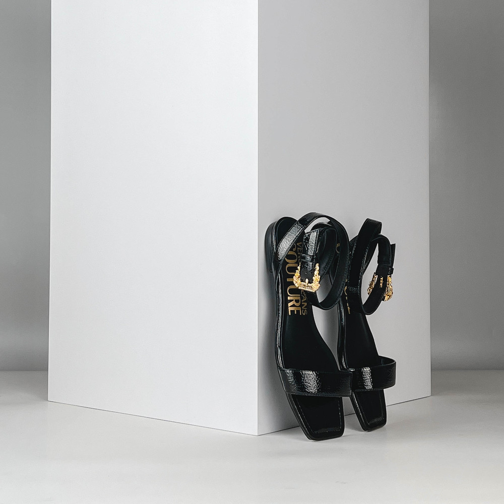 Босоножки Черный Босоножки Обувь Женщинам